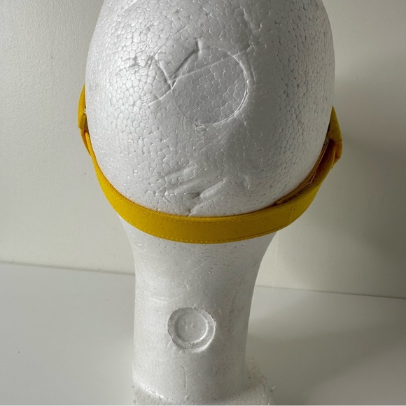 Yellow Nike Adult Unisex Visor Adjustable Golf Tennis Hat - Picture 5 of 11